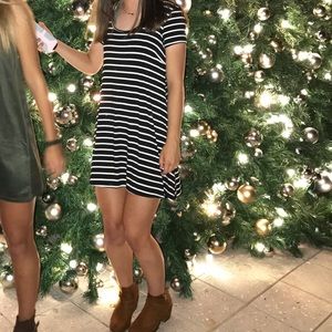 Black and white t shirt dress